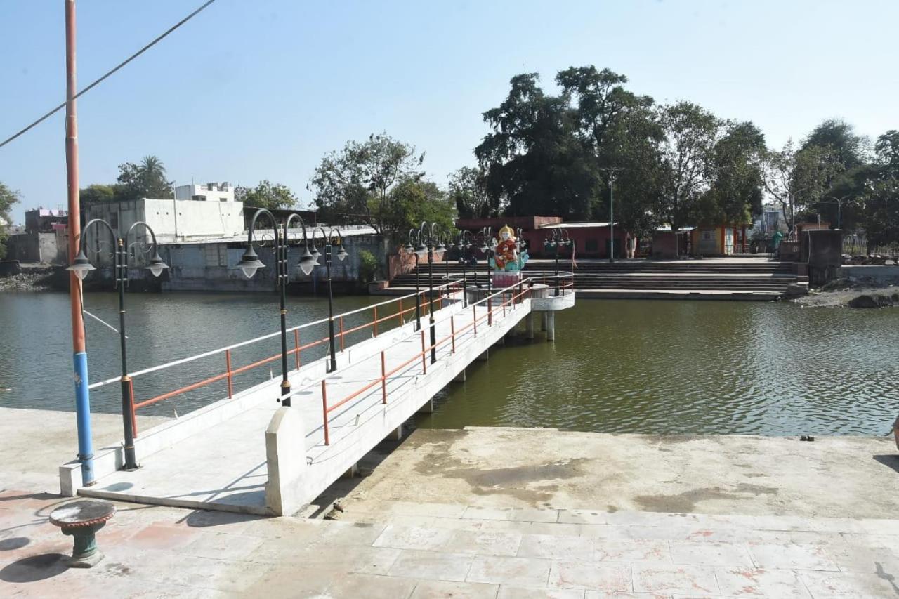 Hotel Shivanjali Palace Ujjain Eksteriør bilde