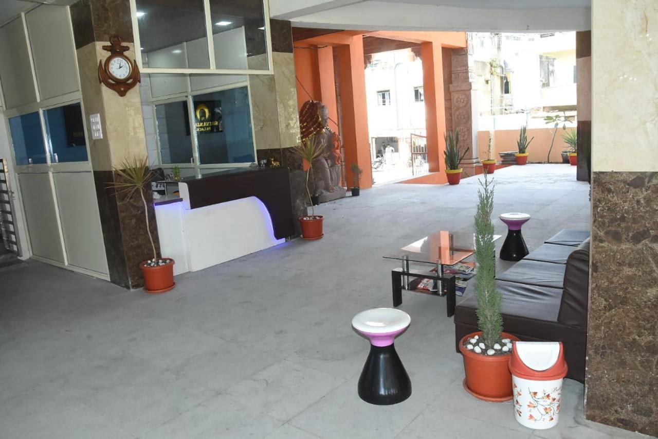 Hotel Shivanjali Palace Ujjain Eksteriør bilde